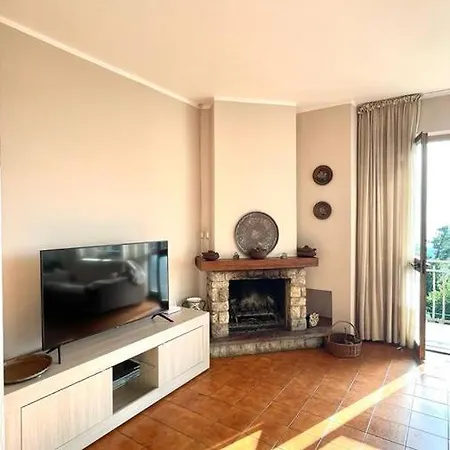 Apartment Beatrice Crocello Montignoso